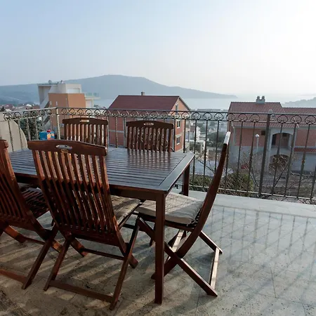 דירה Dajana פרימוסטן