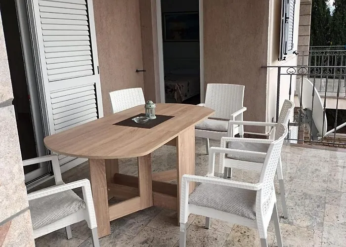 Apartamento Dajana Primošten